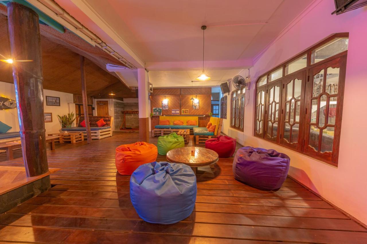 Happy Bay Hotel Weligama Buitenkant foto