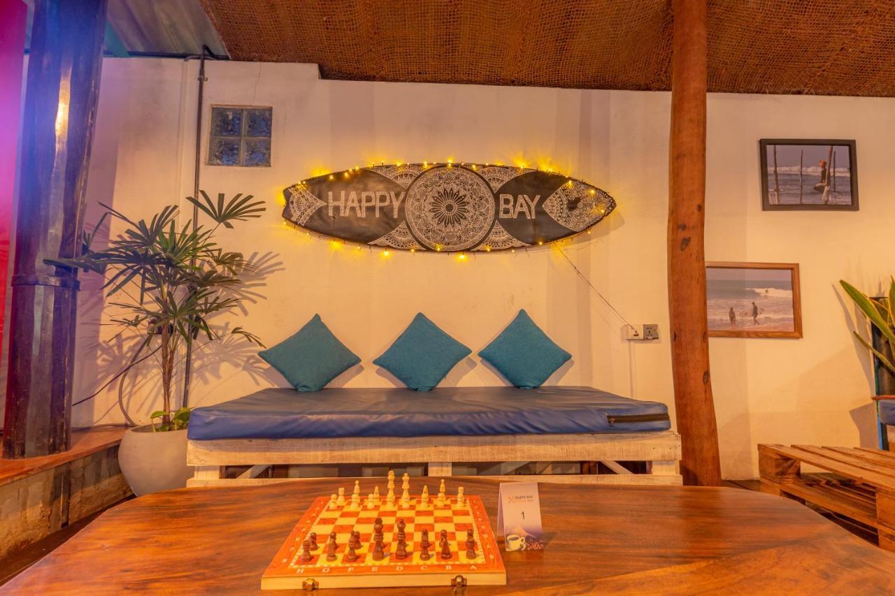 Happy Bay Hotel Weligama Buitenkant foto