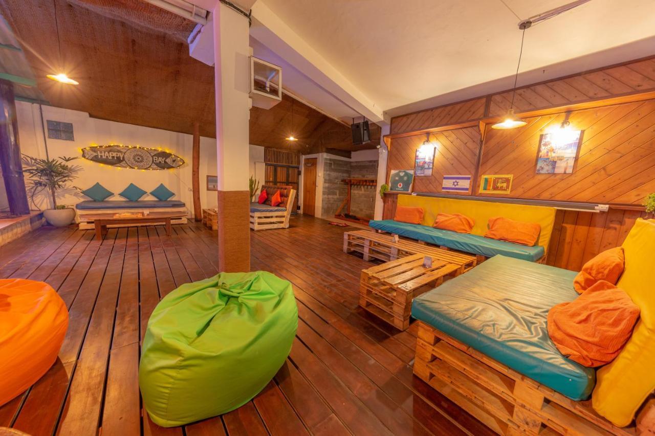 Happy Bay Hotel Weligama Buitenkant foto